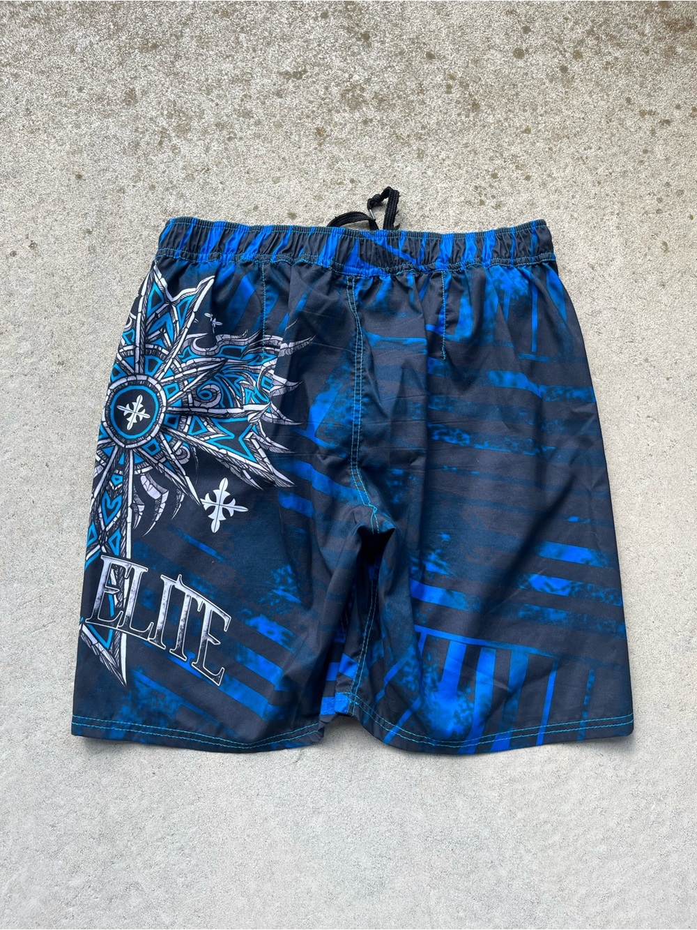 Men's Blue & Black Graphic Swim Board Shorts — Elite Detail